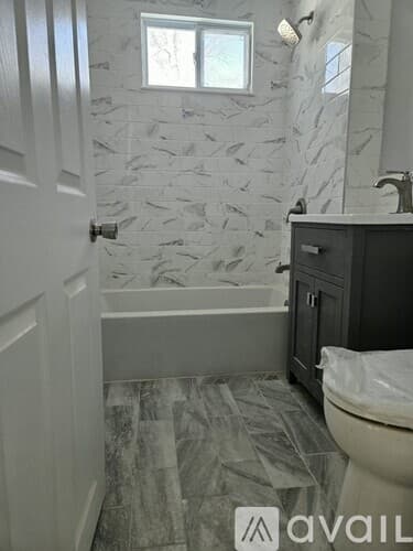 Lowell Apartment: 9 Victoria St