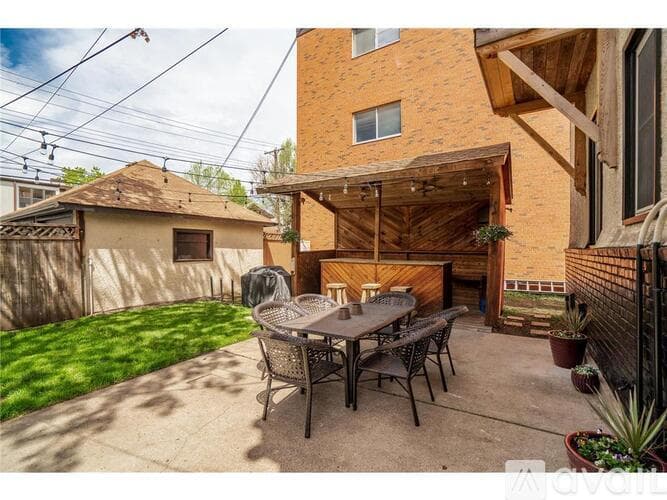 Minneapolis House: 3824 Pleasant Avenue