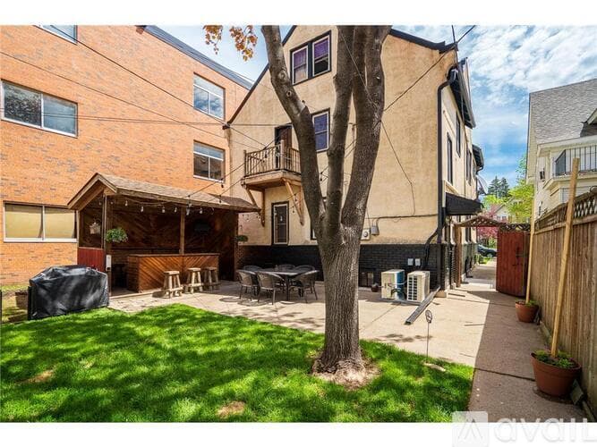 Minneapolis House: 3824 Pleasant Avenue