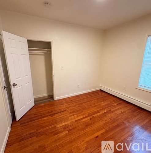 Worcester Apartment: 9 E Shelby St