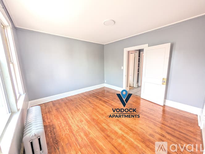 Hartford Apartment: 1052 Capitol Ave