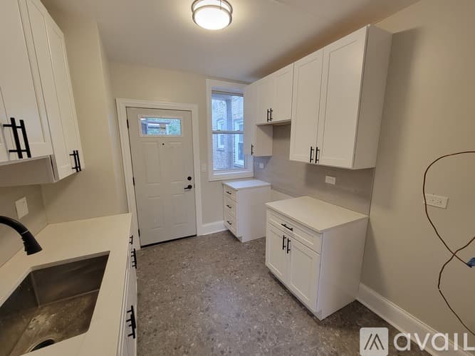 Chicago Apartment: 6414 6432 N Richmond St