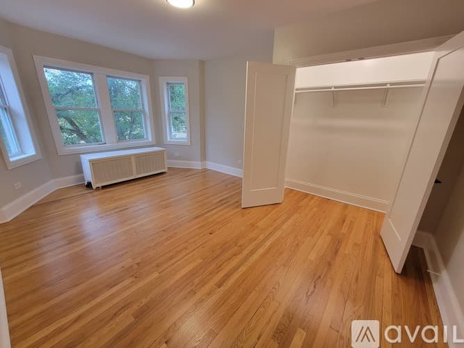 Chicago Apartment: 6414 6432 N Richmond St