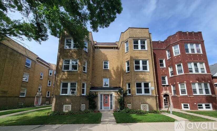 Chicago Apartment: 6414 6432 N Richmond St