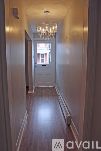 Phillipsburg House: 106 Summit Ave