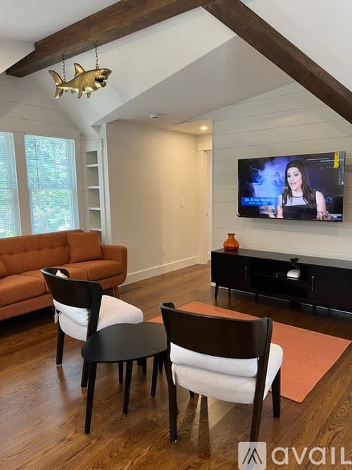 Barnstable Apartment: 616 Huckins Neck Road