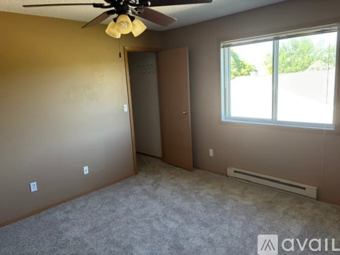 Moorhead Apartment: 3820 7th Street South