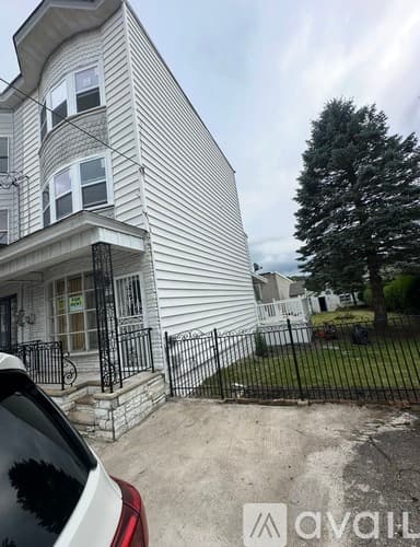 Shenandoah House: 328 East Lloyd Street