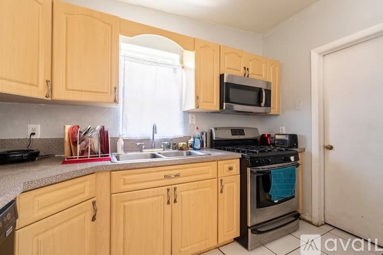 West Palm Beach Apartment: 5722 Purdy Lane
