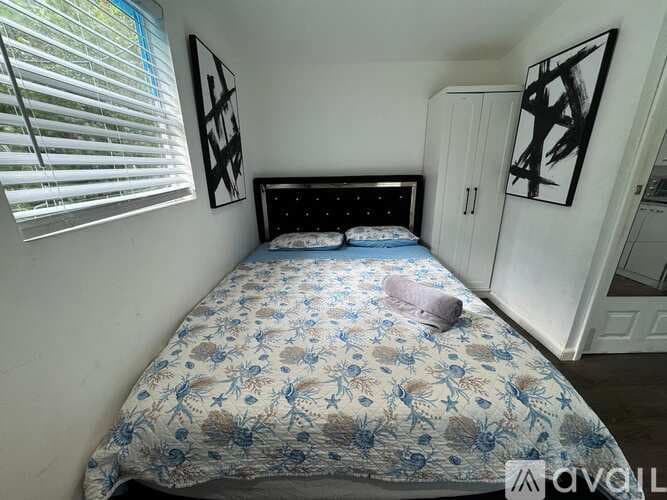 West Palm Beach Apartment: 5722 Purdy Lane