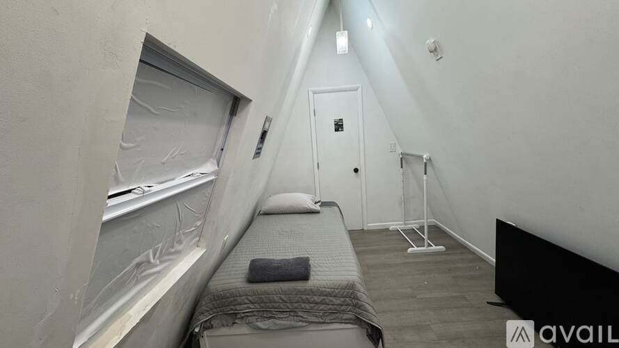 West Palm Beach Apartment: 5722 Purdy Lane