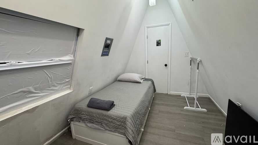 West Palm Beach Apartment: 5722 Purdy Lane