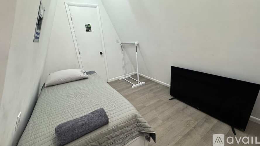 West Palm Beach Apartment: 5722 Purdy Lane
