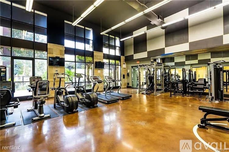 Santa Clarita Condo: 24505 Town Center Drive