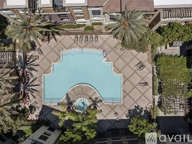 Santa Clarita Condo: 24505 Town Center Drive