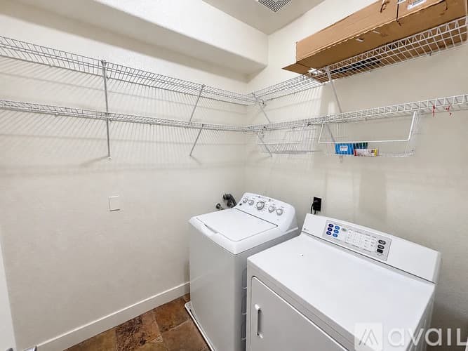 Santa Clarita Condo: 24505 Town Center Drive