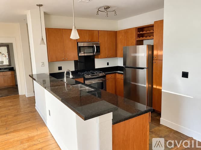 Santa Clarita Condo: 24505 Town Center Drive