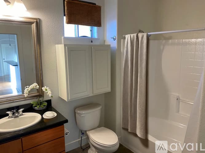 Santa Clarita Condo: 24505 Town Center Drive