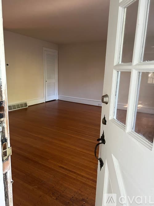 Swarthmore Apartment: 139 Rutgers Avenue