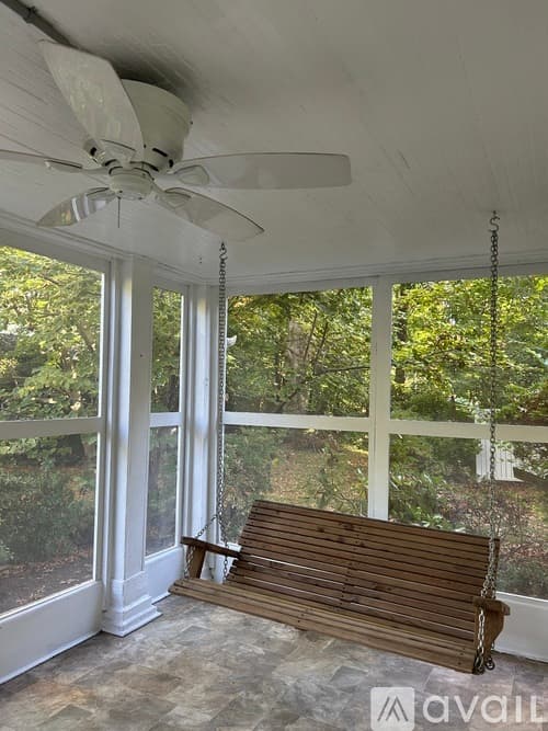 Swarthmore Apartment: 139 Rutgers Avenue