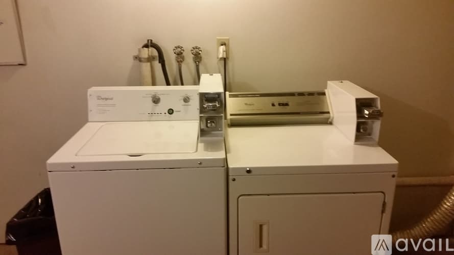 Sinking Spring Apartment: 4052 Penn Avenue