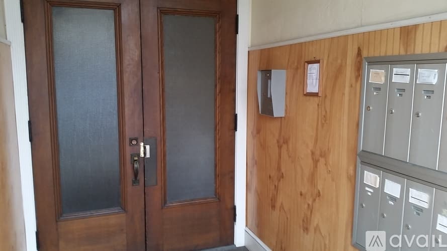 Sinking Spring Apartment: 4052 Penn Avenue