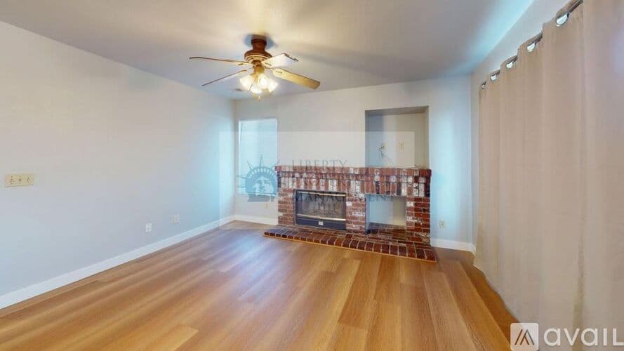 Delhi House: 16810 Bradford Dr