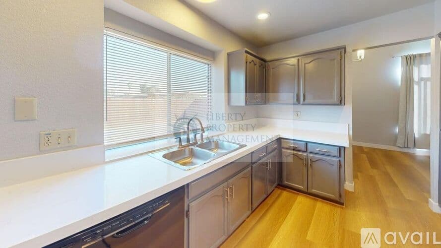 Delhi House: 16810 Bradford Dr