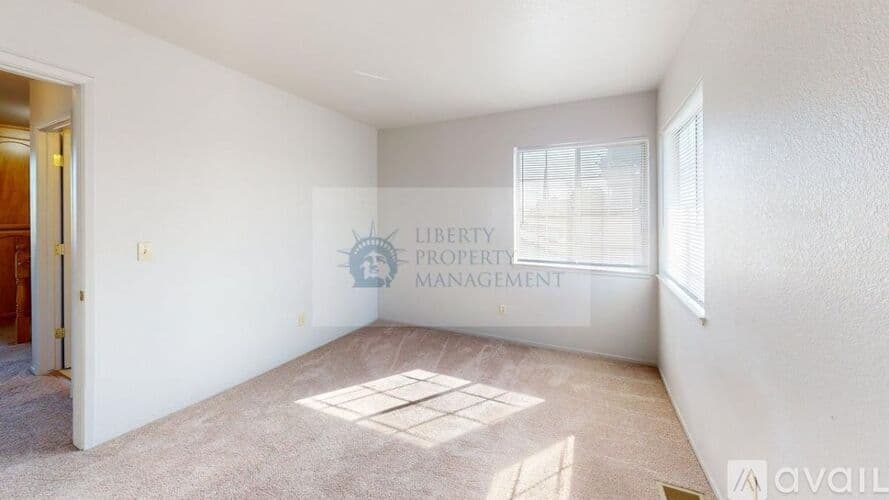 Delhi House: 16810 Bradford Dr