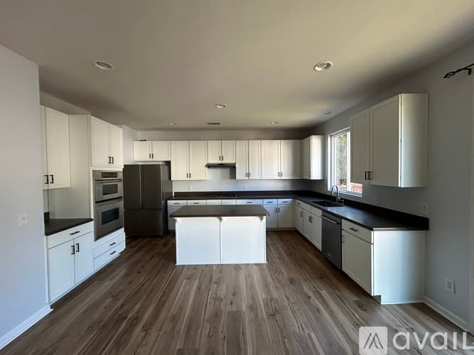 Cumming House: 3855 New Salem Court