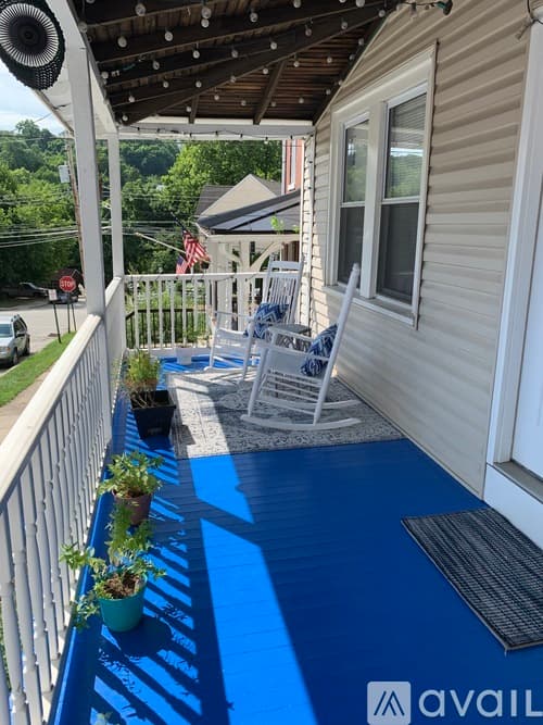 Conshohocken Apartment: 9 Cedar Avenue