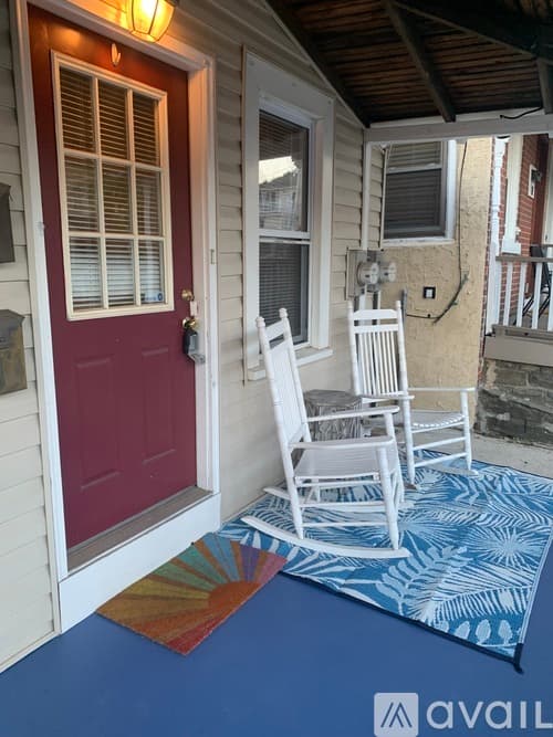 Conshohocken Apartment: 9 Cedar Avenue
