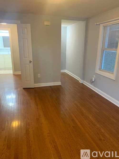 Conshohocken Apartment: 9 Cedar Avenue