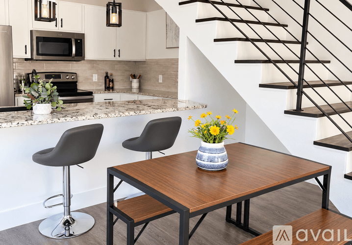 Lago Vista Townhome: 5707 Thunderbird Street