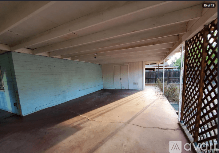 Tempe House: 418 W 7th St