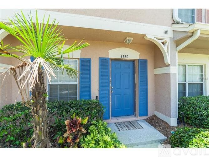 Tampa Apartment: 5920 Bayside Key Drive