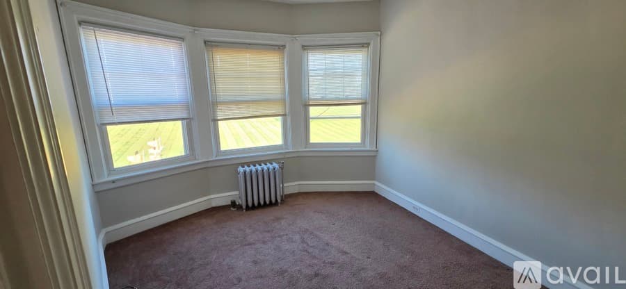 Sinking Spring Apartment: 4052 Penn Avenue