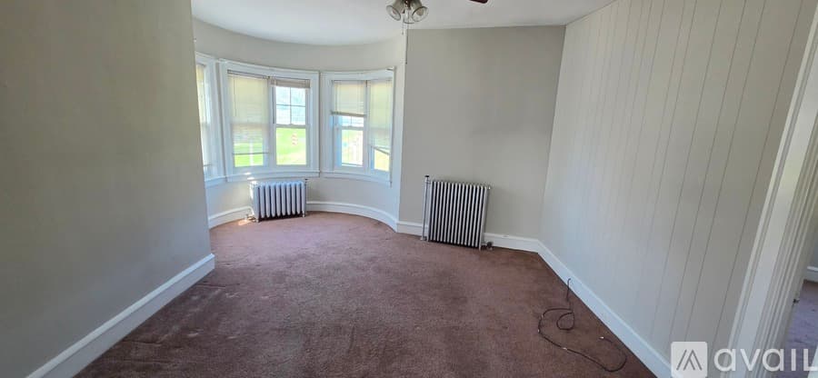 Sinking Spring Apartment: 4052 Penn Avenue