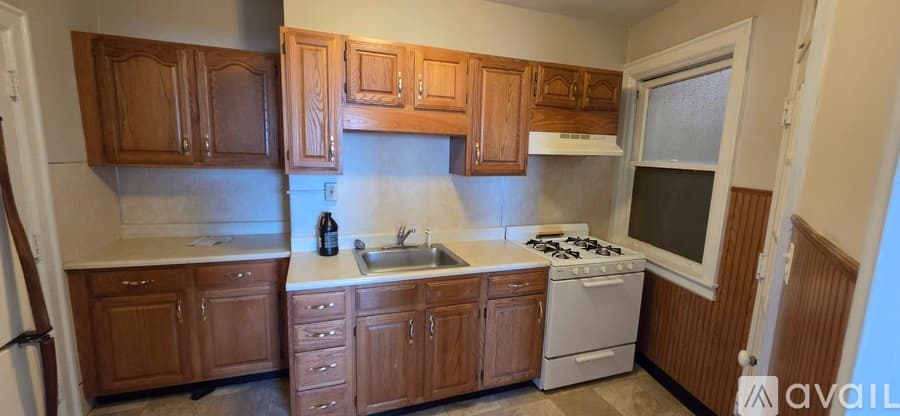 Sinking Spring Apartment: 4052 Penn Avenue