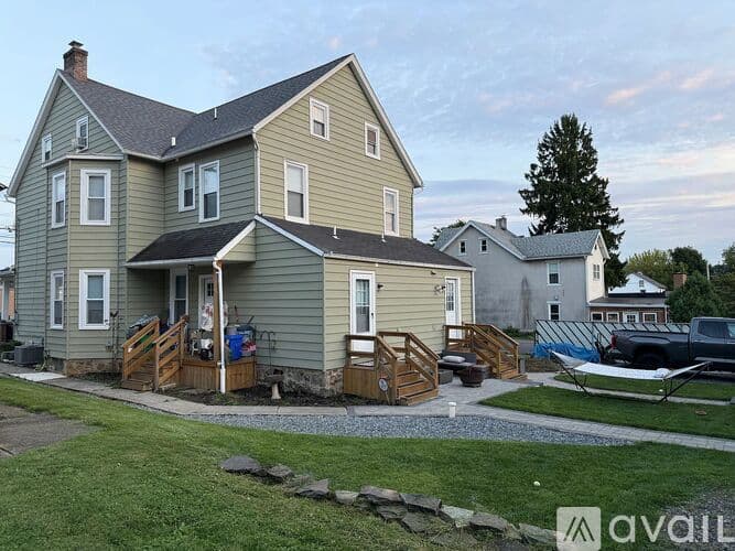 Bethlehem House: 1523 Linden Street