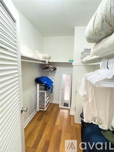 Bal Harbour Condo: 10185 Collins Ave