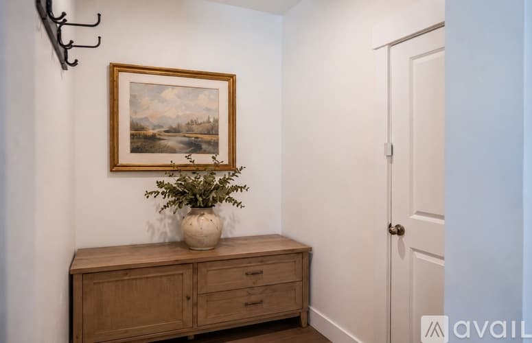 Emmett House: 2635 Soulen Drive
