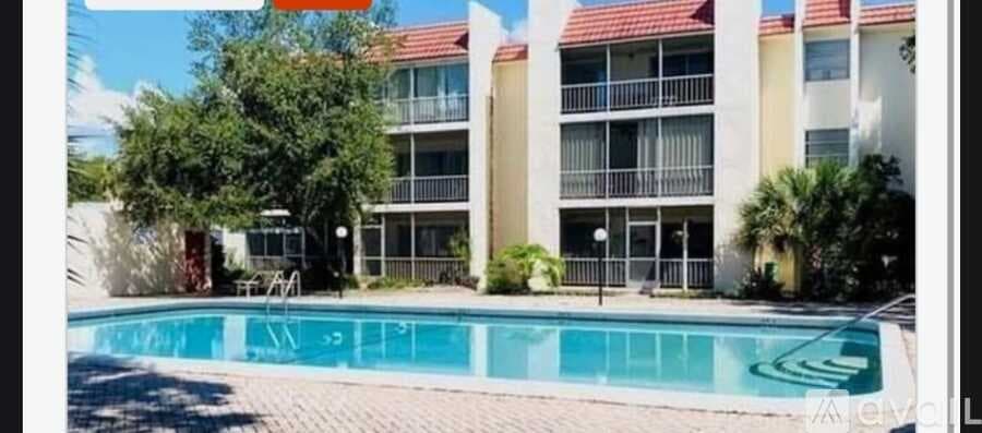 Boca Raton Condo: 636 Northwest 13 Th Street