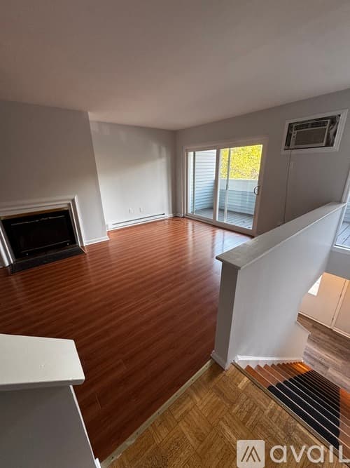 Danbury Condo: 1 Beaver Brook Road