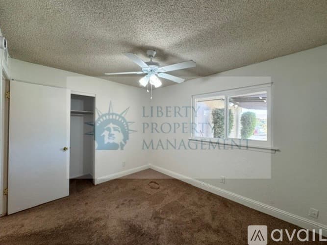 Fresno House: 4240 W Cortland Ave