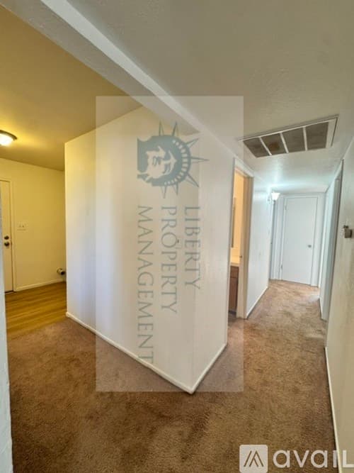 Fresno House: 4240 W Cortland Ave