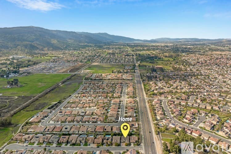 Wildomar House: 32421 Meadow Ridge Ln