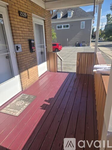 Coraopolis Apartment: 1529 State Avenue