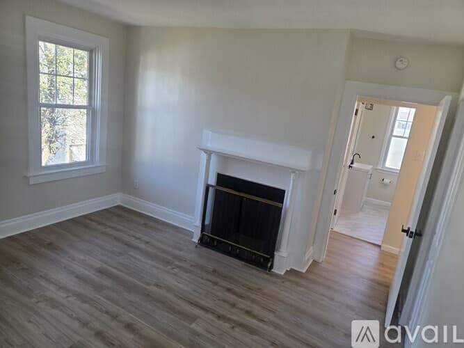 Coraopolis Apartment: 1529 State Avenue