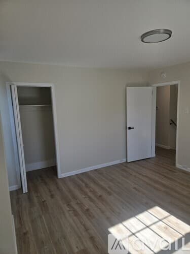 Coraopolis Apartment: 1529 State Avenue